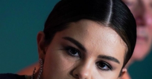 Selena Gomez Decries ‘Inhumane’ Policy of ‘Kids in Cages!’ that Started Under Obama