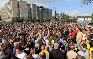 Thousands of Russians rally to demand free elections