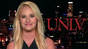 Protests break out on UNLV campus before Tomi Lahren speech
