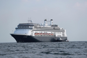 Coronavirus-hit ship granted permission to pass through Panama Canal