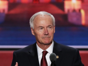 Arkansas Republicans Help Give Professional Licenses to Illegal Aliens