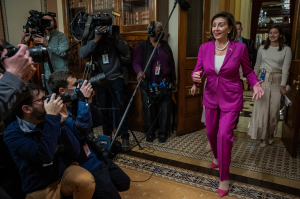 Dems ponder the ultimate midterm twist ending: Will Pelosi stay?