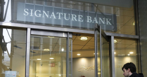 Signature Bank Chairman Led ‘Know Your Pronouns’ Seminar