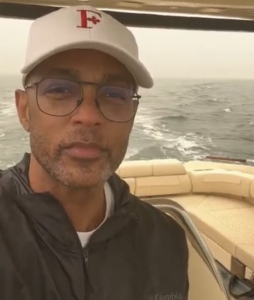 Don Lemon boats in Hamptons same day CNN’s Chris Licht sinks as CEO