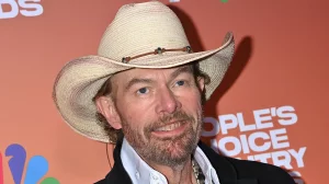 Toby Keith’s faith was his ‘rock’ following stomach cancer diagnosis: ‘I just pray’